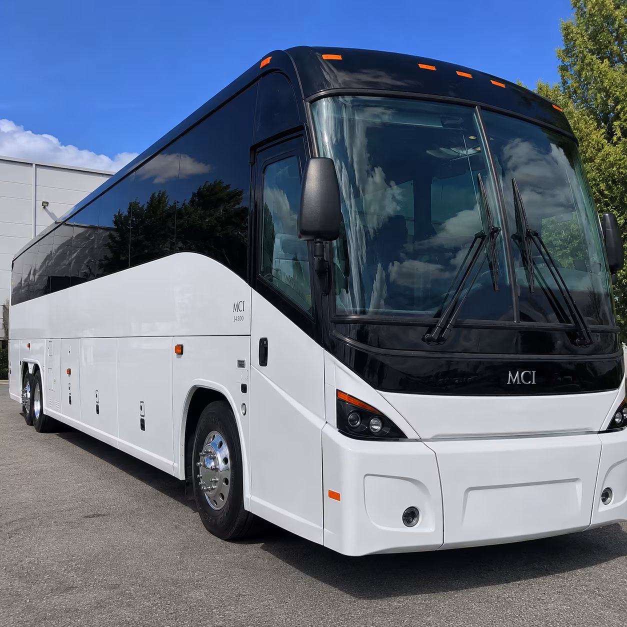 daily commuter shuttles along the i 75 and m 59 corridors