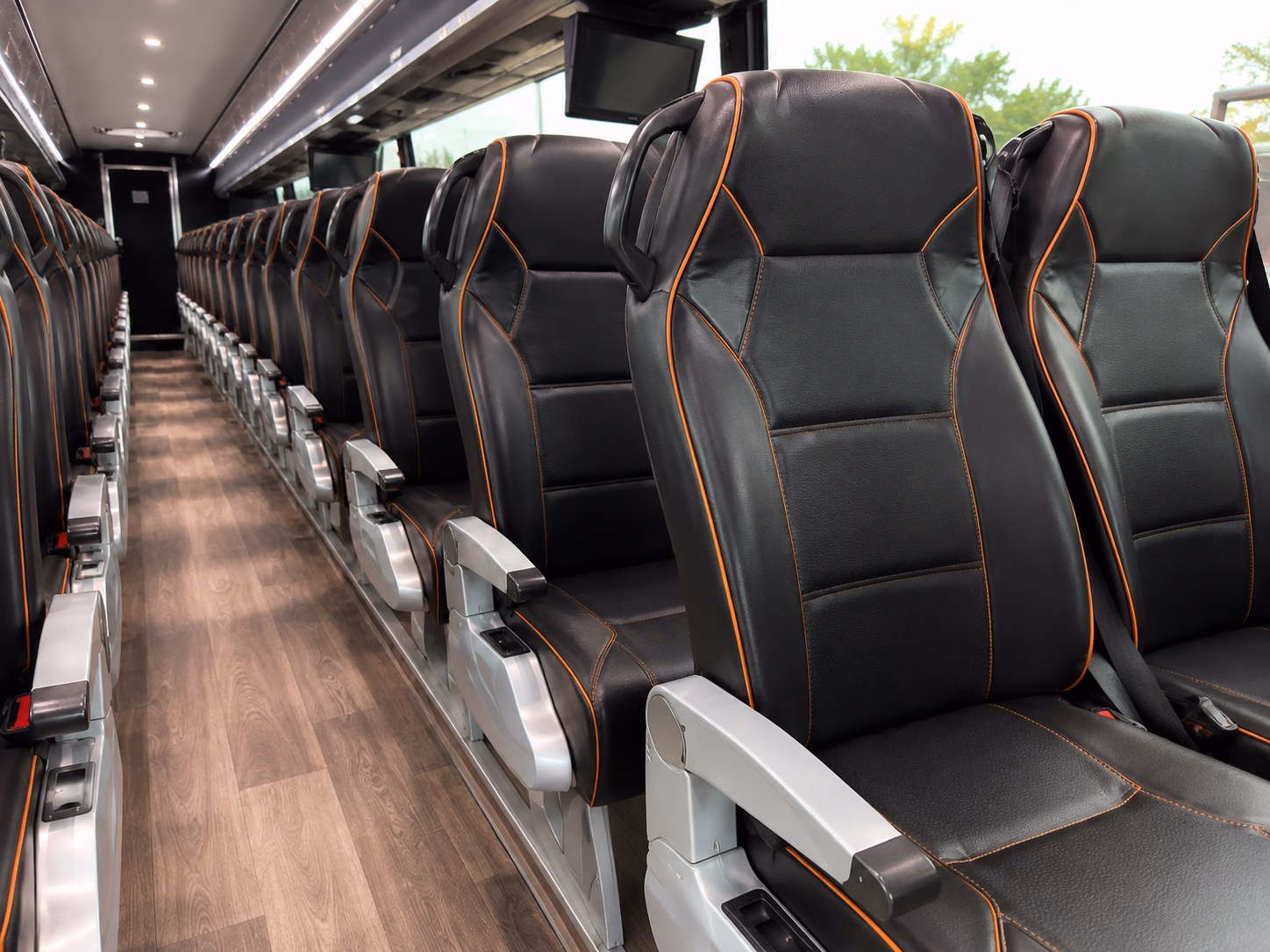 how the day of the week changes what a bus costs in pontiac michigan