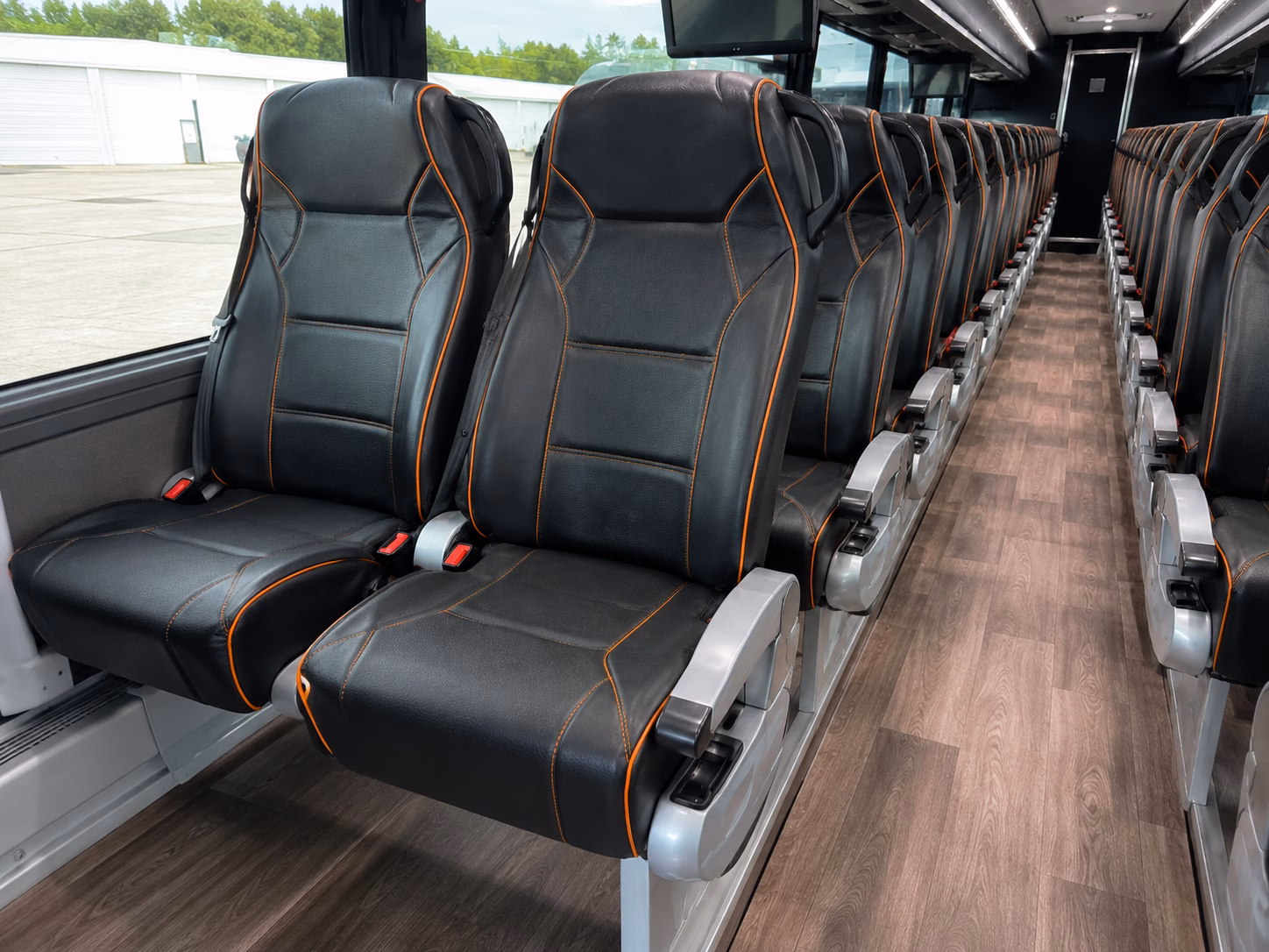 how your starting location and deadhead miles affect charter bus rates in pontiac