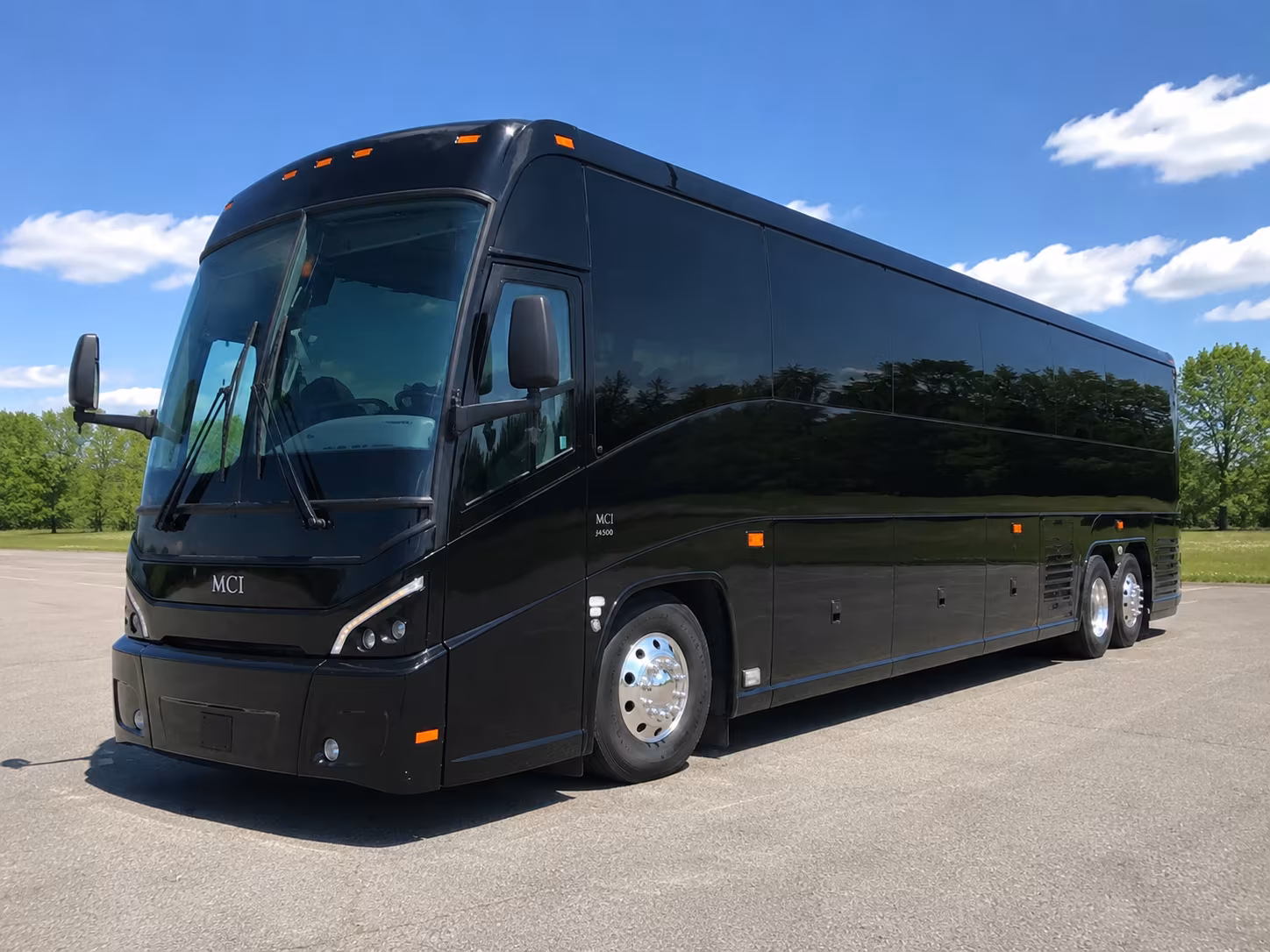 oakland county fan groups corporate outings tailgate buses